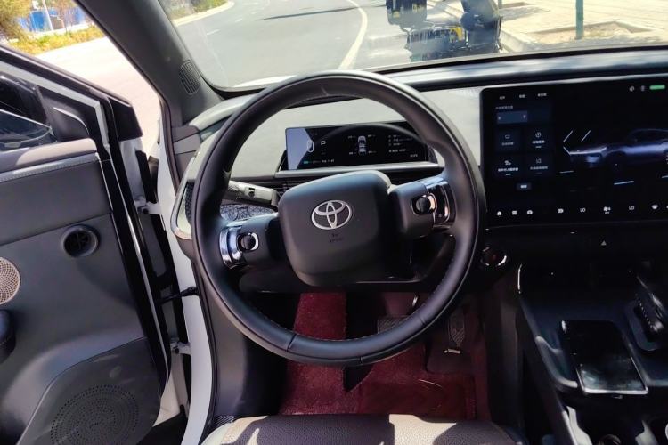 Used Toyota BZ 3X 2025 520 Pro Steering Wheel