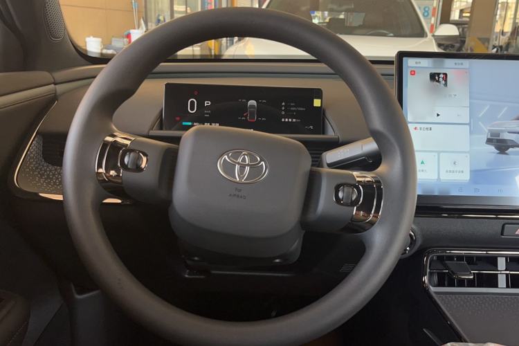 Used Toyota BZ 3X 2025 430 Air Steering Wheel