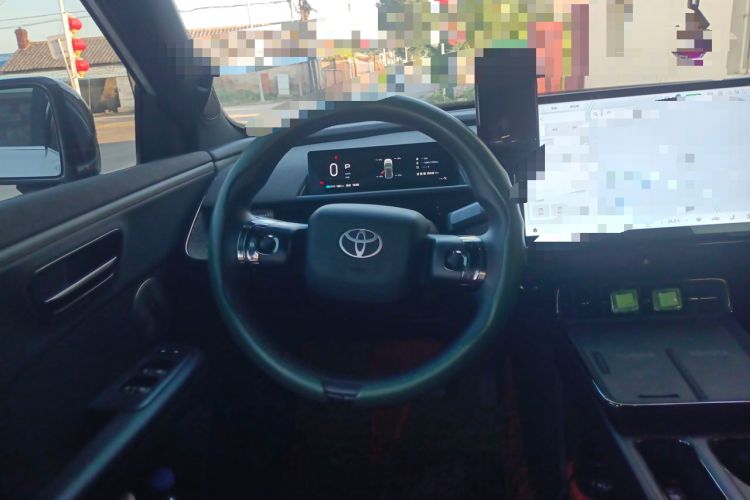 Used Toyota BZ 3X 2025 520 Pro+ Steering Wheel