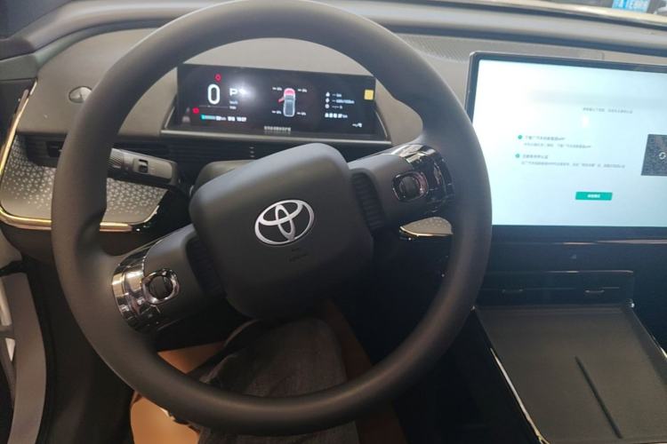 Used Toyota BZ 3X 2025 430 Air Steering Wheel