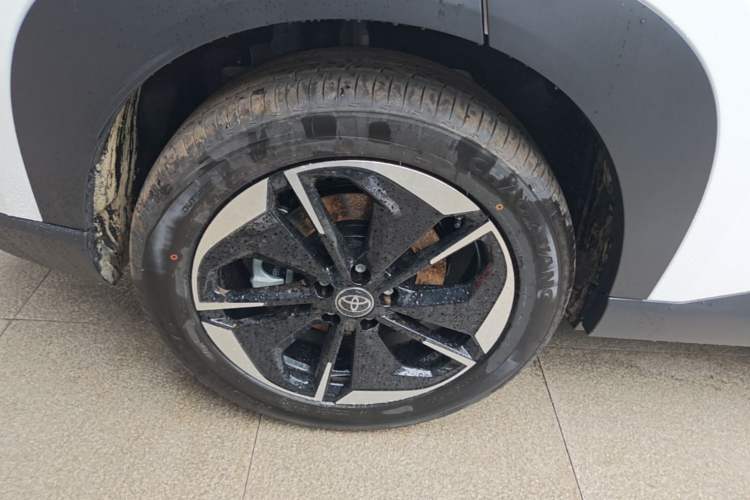 Used Toyota BZ 3X 2026 Model 430 Air Right Rear Wheel Hub