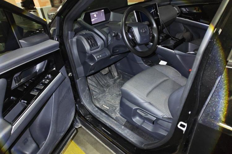 Used Toyota BZ 4X 2024 615 AIR Edition Driver Seat