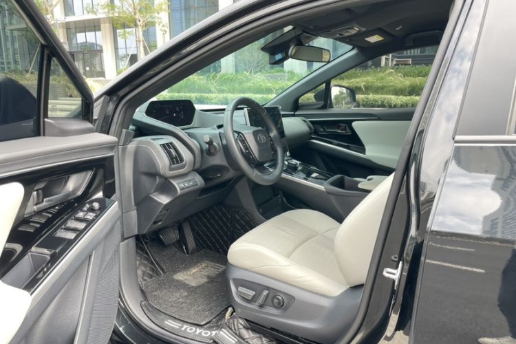 Used Toyota BZ 4X 2024 615 PRO Edition Interior 1