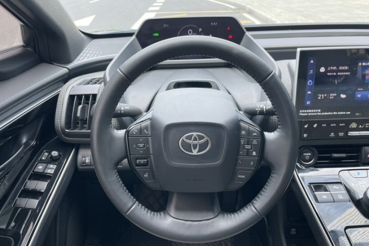 Used Toyota BZ 4X 2024 615 PRO Edition Steering Wheel