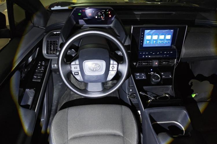 Used Toyota BZ 4X 2024 615 AIR Edition Steering Wheel