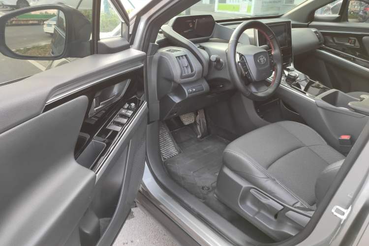 Used Toyota BZ 4X 2024 615 AIR Edition Interior 1