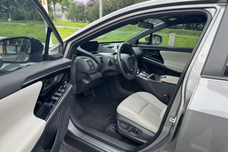 Used Toyota BZ 4X 2024 615 PRO Edition Interior 11