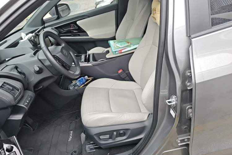 Used Toyota BZ 4X 2024 615 PRO Edition Left Front Seat