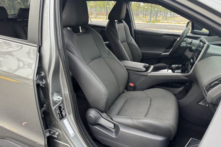 Used Toyota BZ 4X 2024 615 AIR Edition Right Front Seat