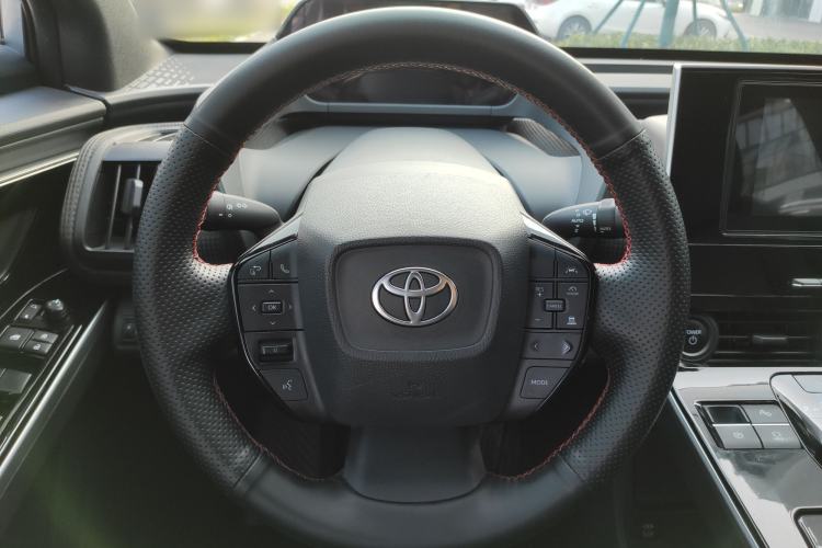 Used Toyota BZ 4X 2024 615 AIR Edition Steering Wheel