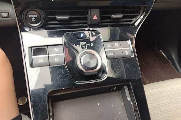 Used Toyota BZ 4X 2024 615 PRO Edition Gear Lever