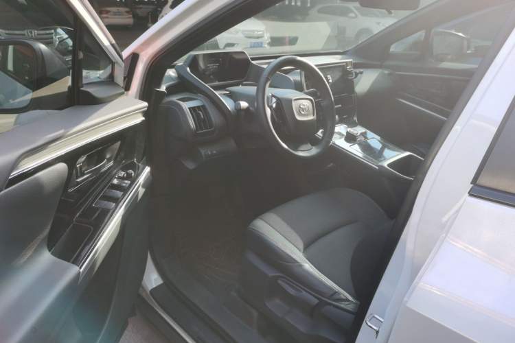 Used Toyota BZ 4X 2024 615 AIR Edition Interior 3