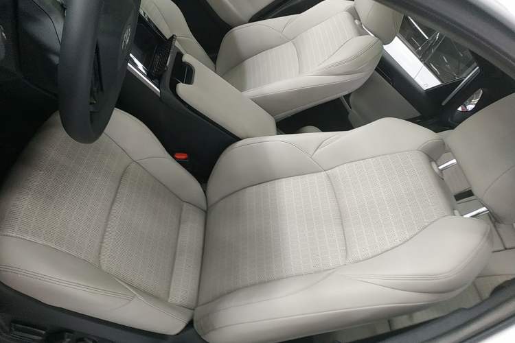 Used Toyota BZ 4X 2024 615 MAX Version Left Front Seat