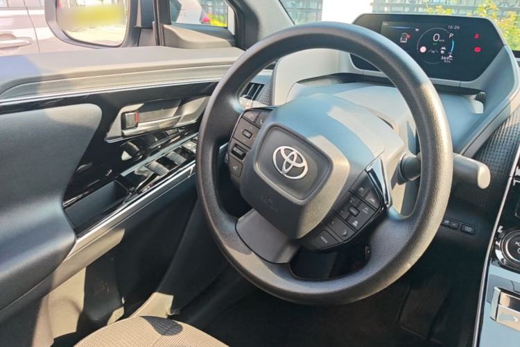 Used Toyota BZ 4X 2024 615 AIR Edition Steering Wheel