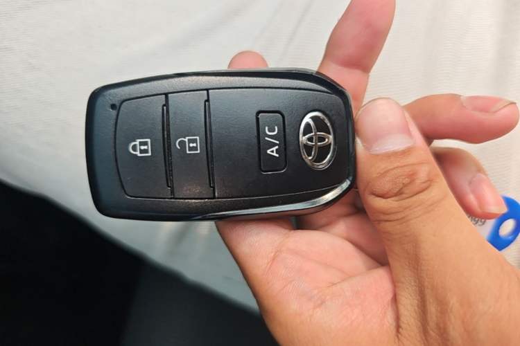 Used Toyota BZ 4X 2024 615 AIR Edition Vehicle Key