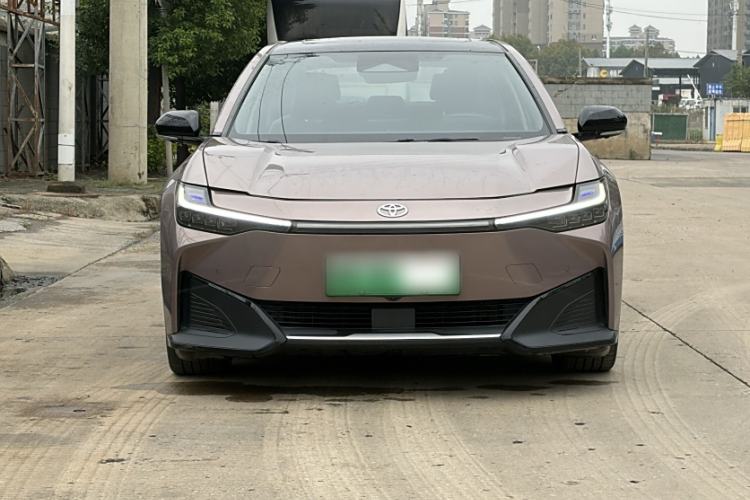 Used Toyota bZ3 2023 616 km Long-Range Premium Exterior 1