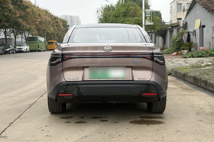 Used Toyota bZ3 2023 616 km Long-Range Premium Exterior 2