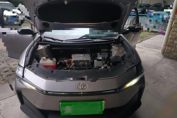 Used Toyota bZ3 2023 517 km Elite PRO Engine Bay