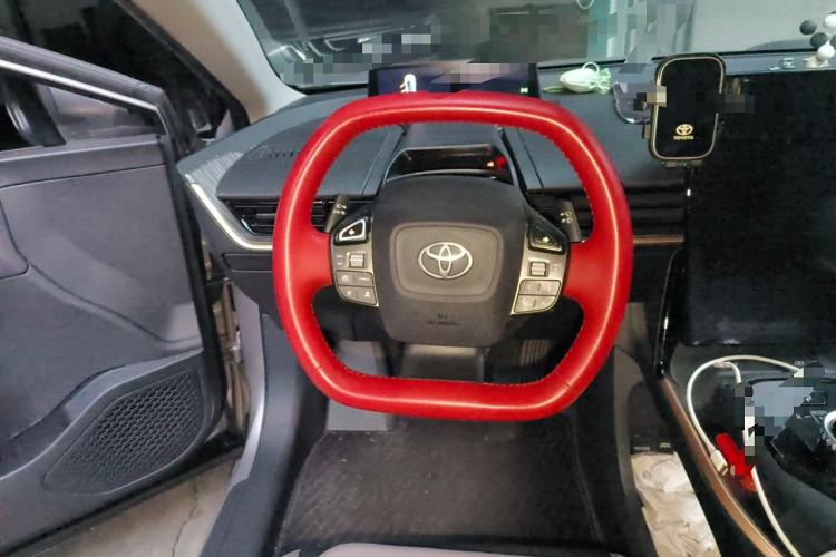 Used Toyota bZ3 2023 517 km Elite PRO Steering Wheel