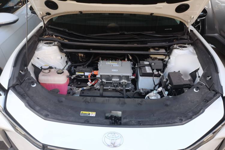 Used Toyota bZ3 2023 517 km Elite PRO Engine Bay