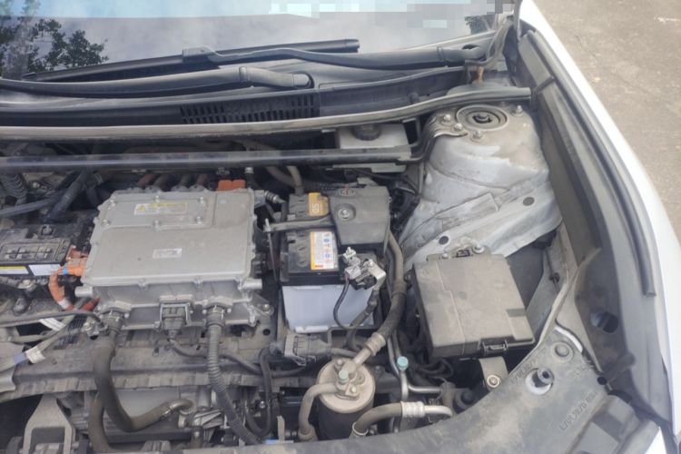 Used Toyota bZ3 2023 517 km Elite PRO Engine Bay Left