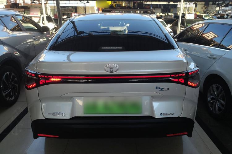 Used Toyota bZ3 2023 517 km Elite PRO Exterior 4