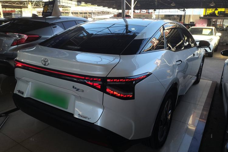 Used Toyota bZ3 2023 517 km Elite PRO Exterior 5