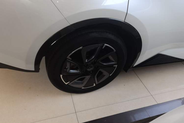 Used Toyota bZ3 2023 517 km Elite PRO Exterior 8