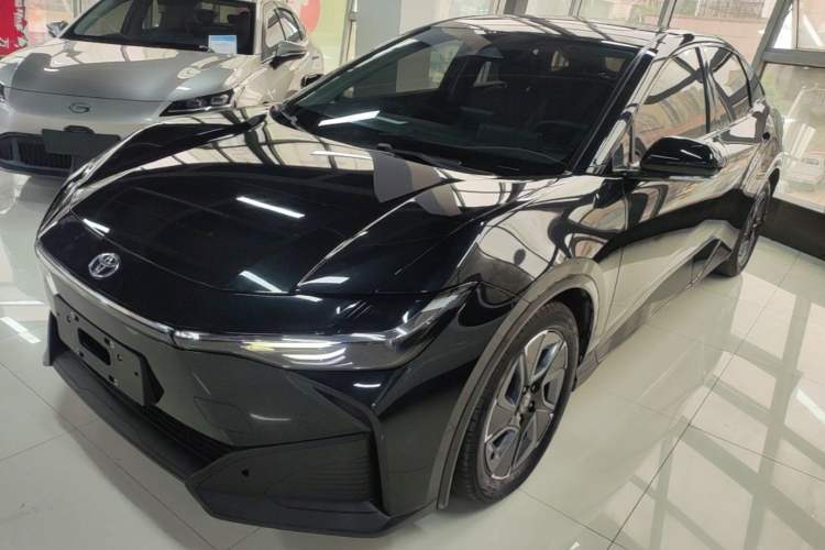 Used Toyota bZ3 2023 517 km Elite PRO Guazi used car, China used car export, Used car for sale, Used Toyota cars, Cheapest cars for sale, Electric vehicle, New energy car