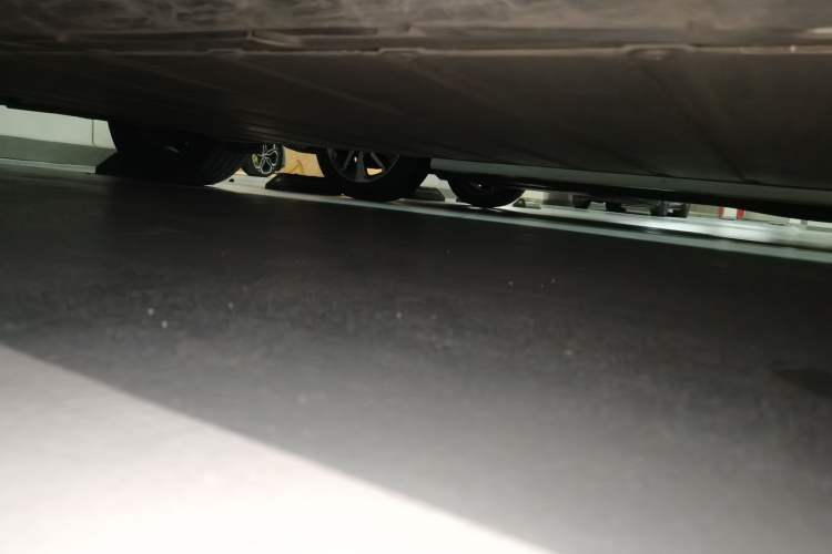 Used Toyota bZ3 2023 517 km Elite PRO Chassis Front Right