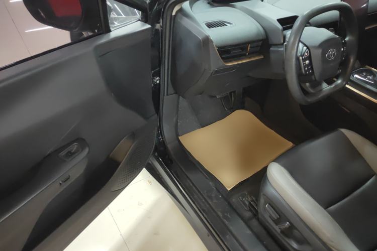 Used Toyota bZ3 2023 517 km Elite PRO Driver Seat