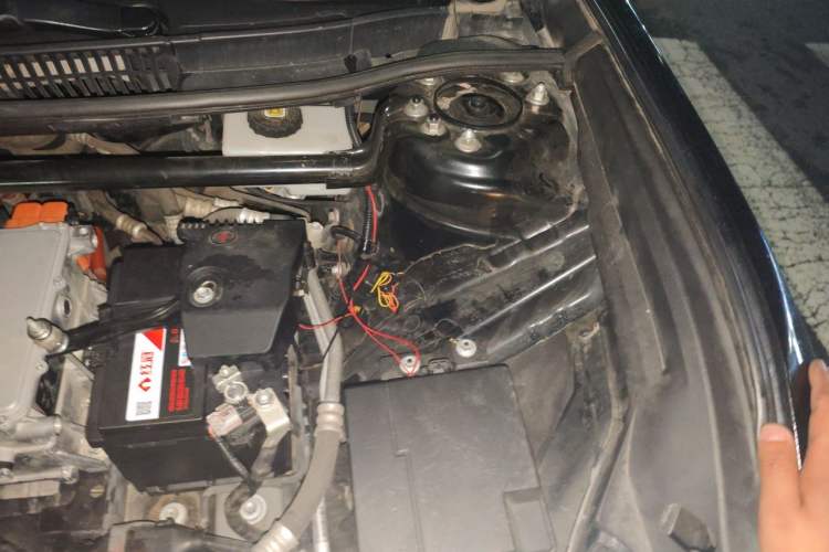 Used Toyota bZ3 2023 517 km Elite PRO Engine Bay Left