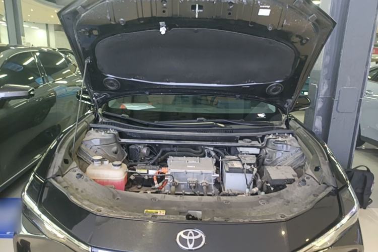 Used Toyota bZ3 2023 517 km Elite PRO Engine Bay