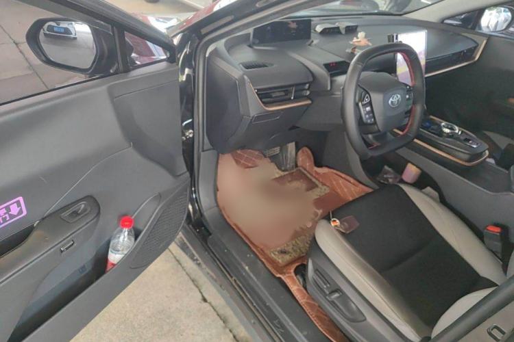 Used Toyota bZ3 2023 517 km Elite PRO Interior 1