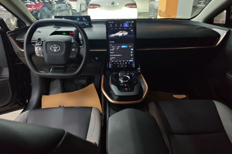 Used Toyota bZ3 2023 517 km Elite PRO Interior 2