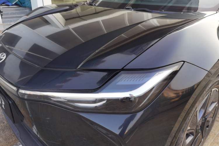 Used Toyota bZ3 2023 517 km Elite PRO Left Front Headlight