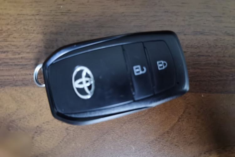 Used Toyota bZ3 2023 517 km Elite PRO Left Rear Seat