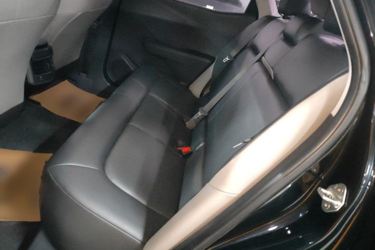 Used Toyota bZ3 2023 517 km Elite PRO Left Rear Seat