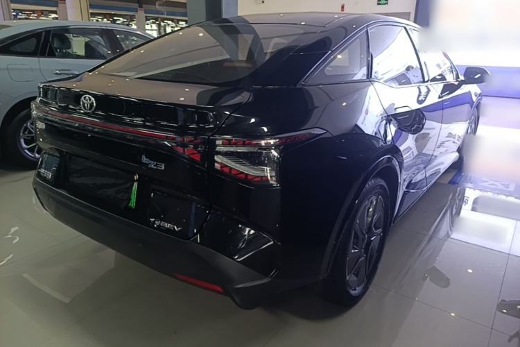 Used Toyota bZ3 2023 517 km Elite PRO Rear Right 45 Deg