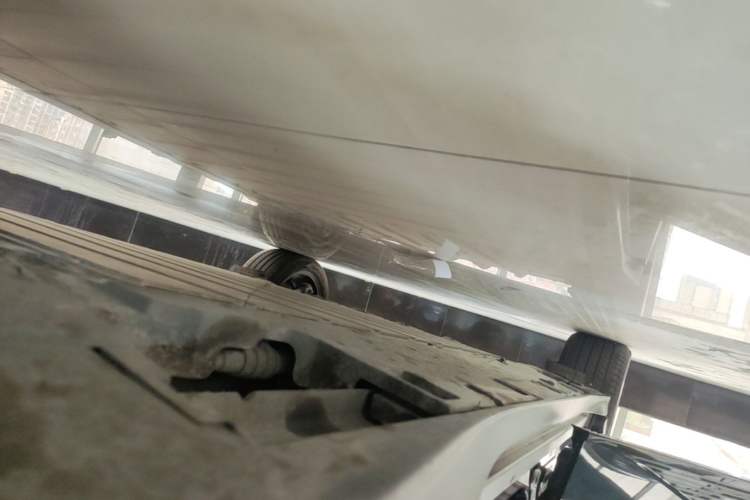 Used Toyota bZ3 2023 517 km Elite PRO Right Side Sill