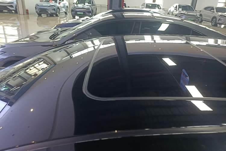 Used Toyota bZ3 2023 517 km Elite PRO Roof