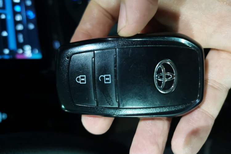 Used Toyota bZ3 2023 517 km Elite PRO Vehicle Key