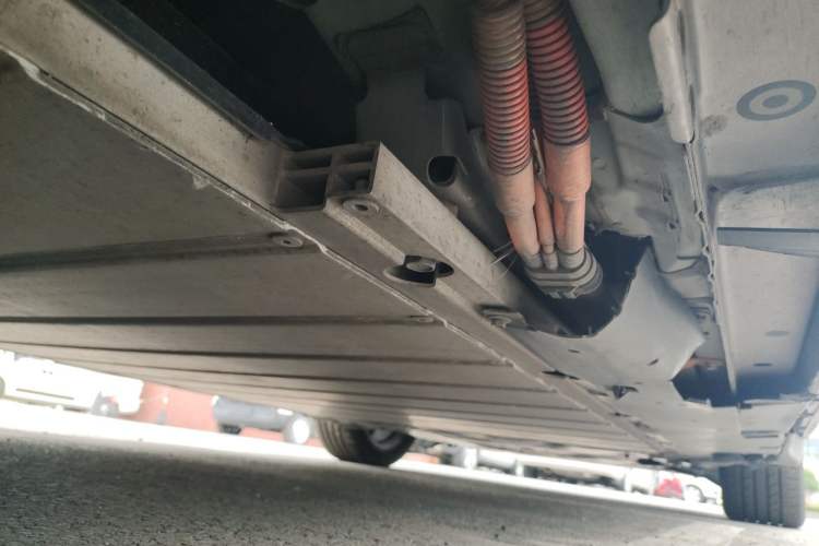 Used Toyota bZ3 2023 616 km Long-Range Premium Chassis Rear Right