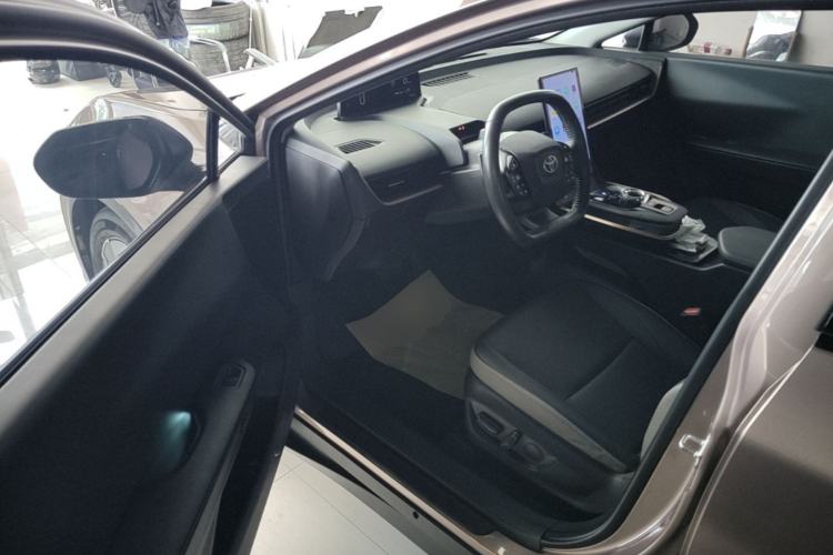 Used Toyota bZ3 2023 616 km Long-Range Premium Driver Seat