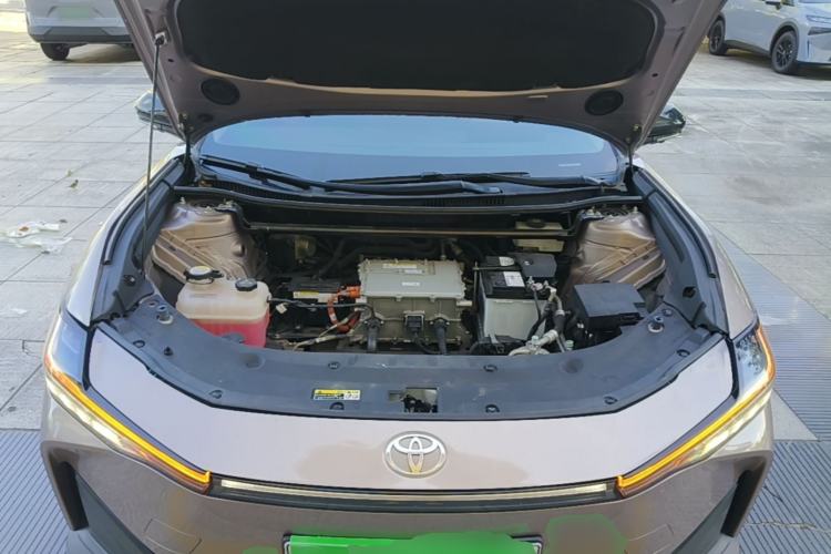 Used Toyota bZ3 2023 616 km Long-Range Premium Engine Bay