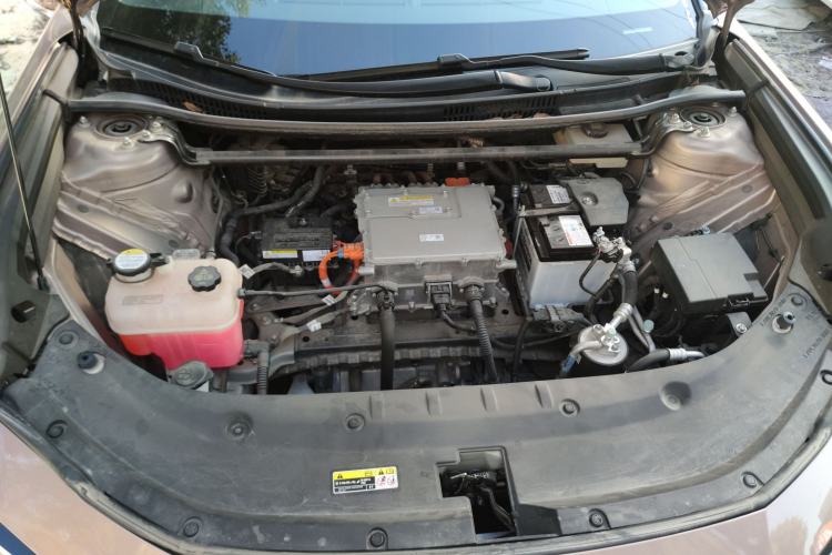 Used Toyota bZ3 2023 616 km Long-Range Premium Engine Bay
