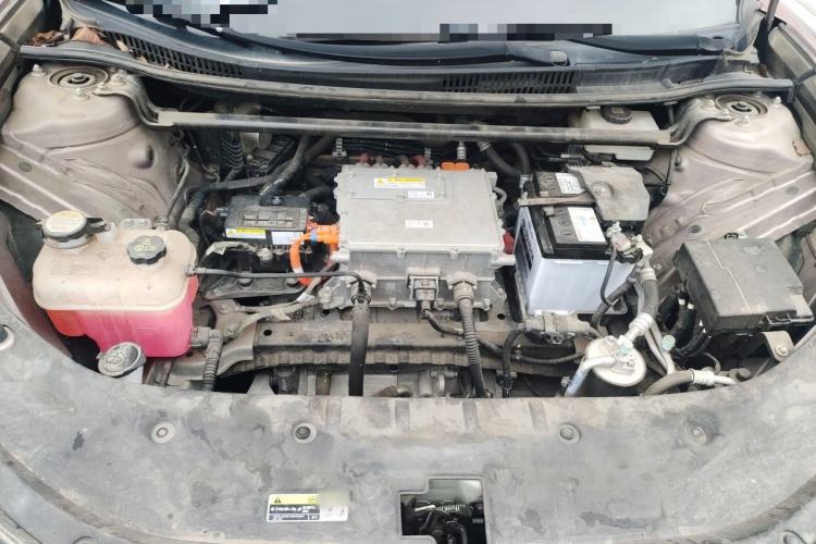 Used Toyota bZ3 2023 616 km Long-Range Premium Engine Bay