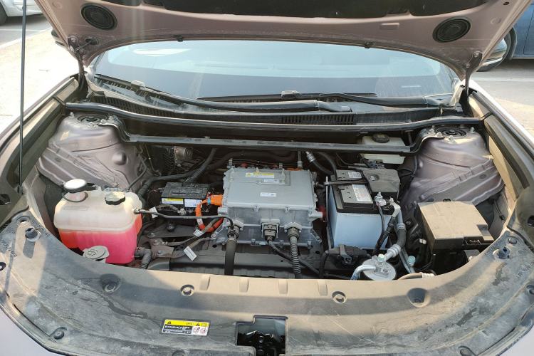 Used Toyota bZ3 2023 616 km Long-Range Premium Engine Bay