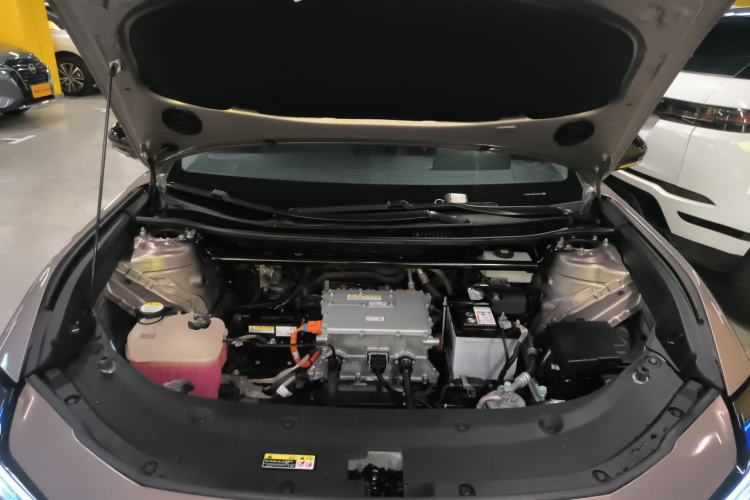 Used Toyota bZ3 2023 616 km Long-Range Premium Engine Bay