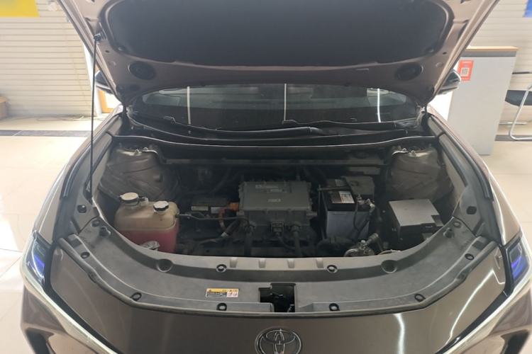 Used Toyota bZ3 2023 616 km Long-Range Premium Engine Bay